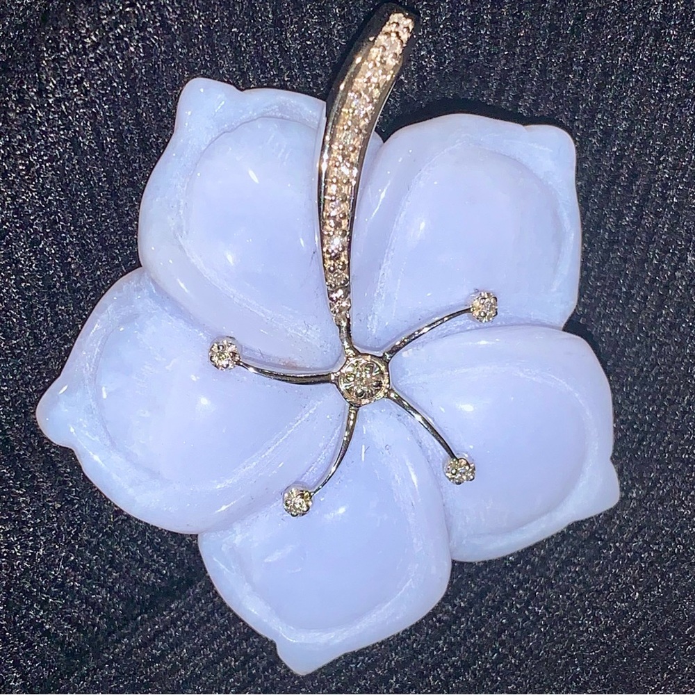 Lavender/Blue Jade Poppy Enhancer with White Gold & Diamonds for Necklace - Picture 8 of 10